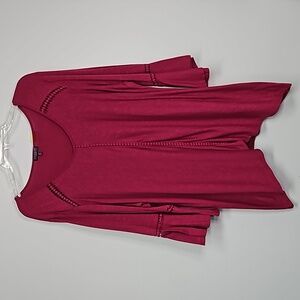 Hannah 2X maroon tunic.